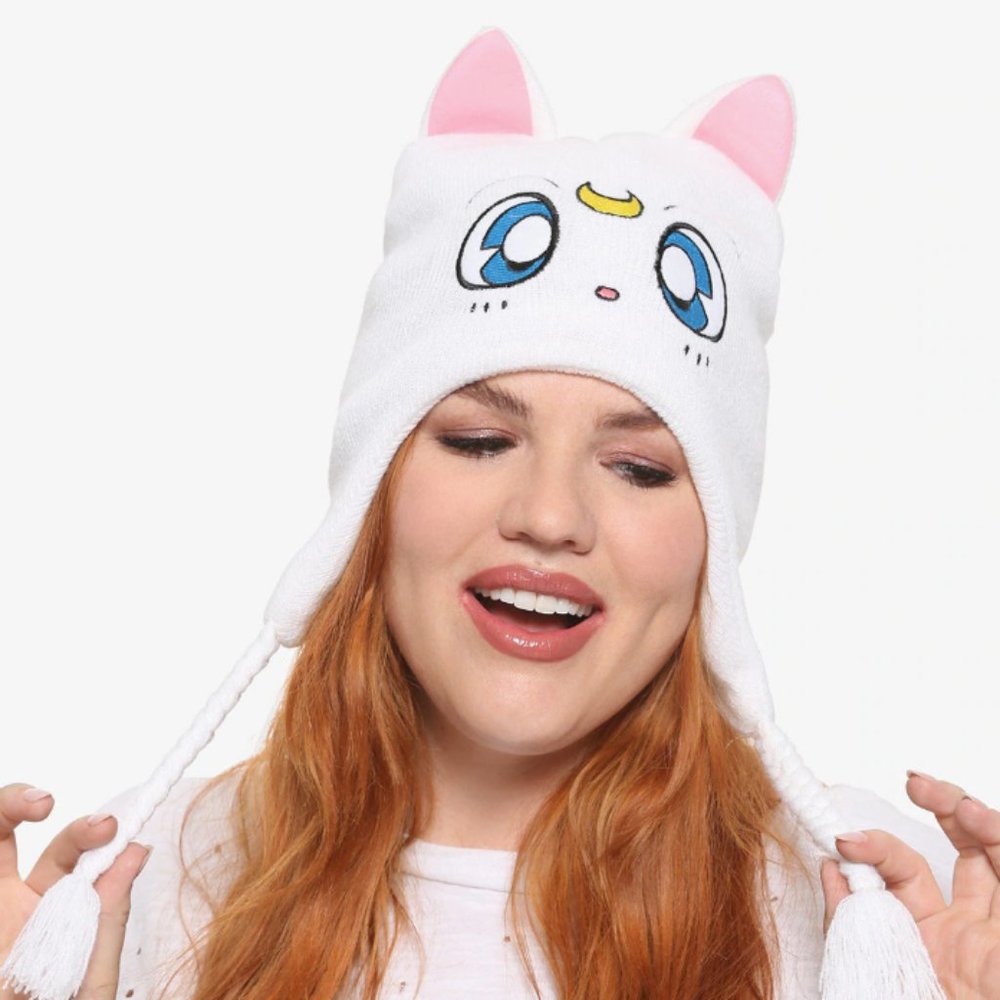 SAILOR MOON ARTEMIS WHITE BEANIE / HAT "NWT"